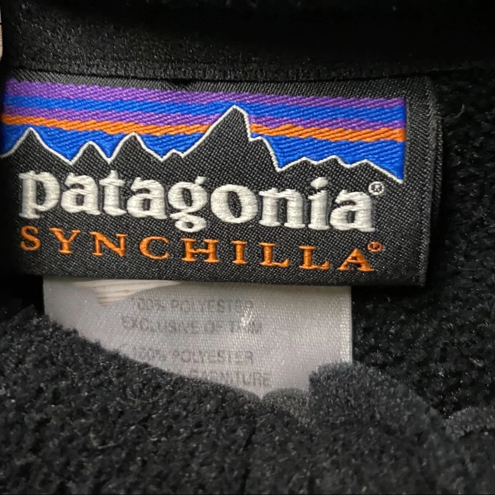 Patagonia Synchilla Black Full Zip Warm Size Medium Long Sleeve Zip Sweater - Picture 5 of 7